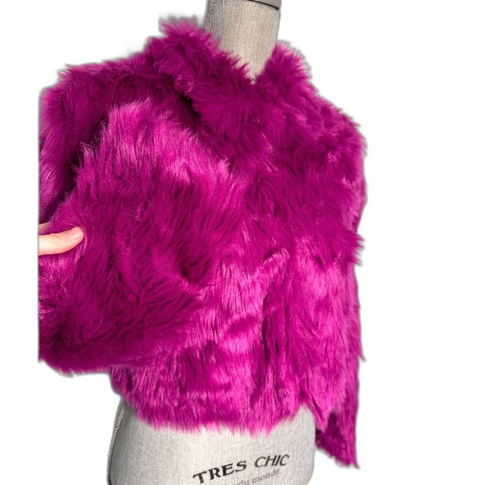 Faux Fur Pink Fuchsia Neon Magenta Crop Jacket size M Festival Statement Top - Picture 3 of 5